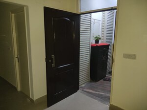 Room in 3 BHK Apartment at Amrapali Terrace Homes, Tech Zone 4 Greater Noida – for Rent