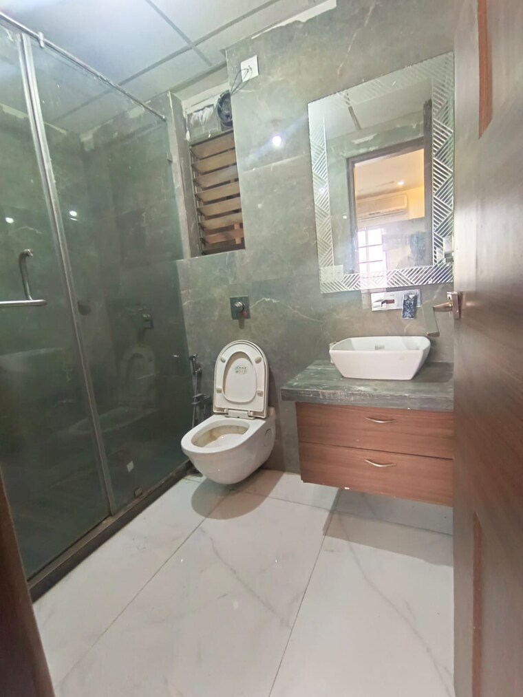 Bathroom, kukreja-chembur-heights-2 2 Bedroom 897 Sq.Ft. Apartment In Chembur Mumbai 9313068