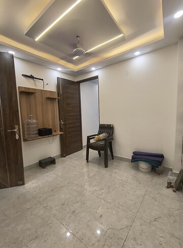 Living Room in 2 BHK Builder Floor at Govindpuri – for Rent