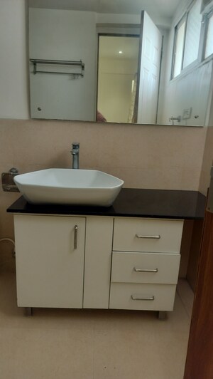 Bathroom in 3 BHK Apartment at Banjara Hills – for Rent