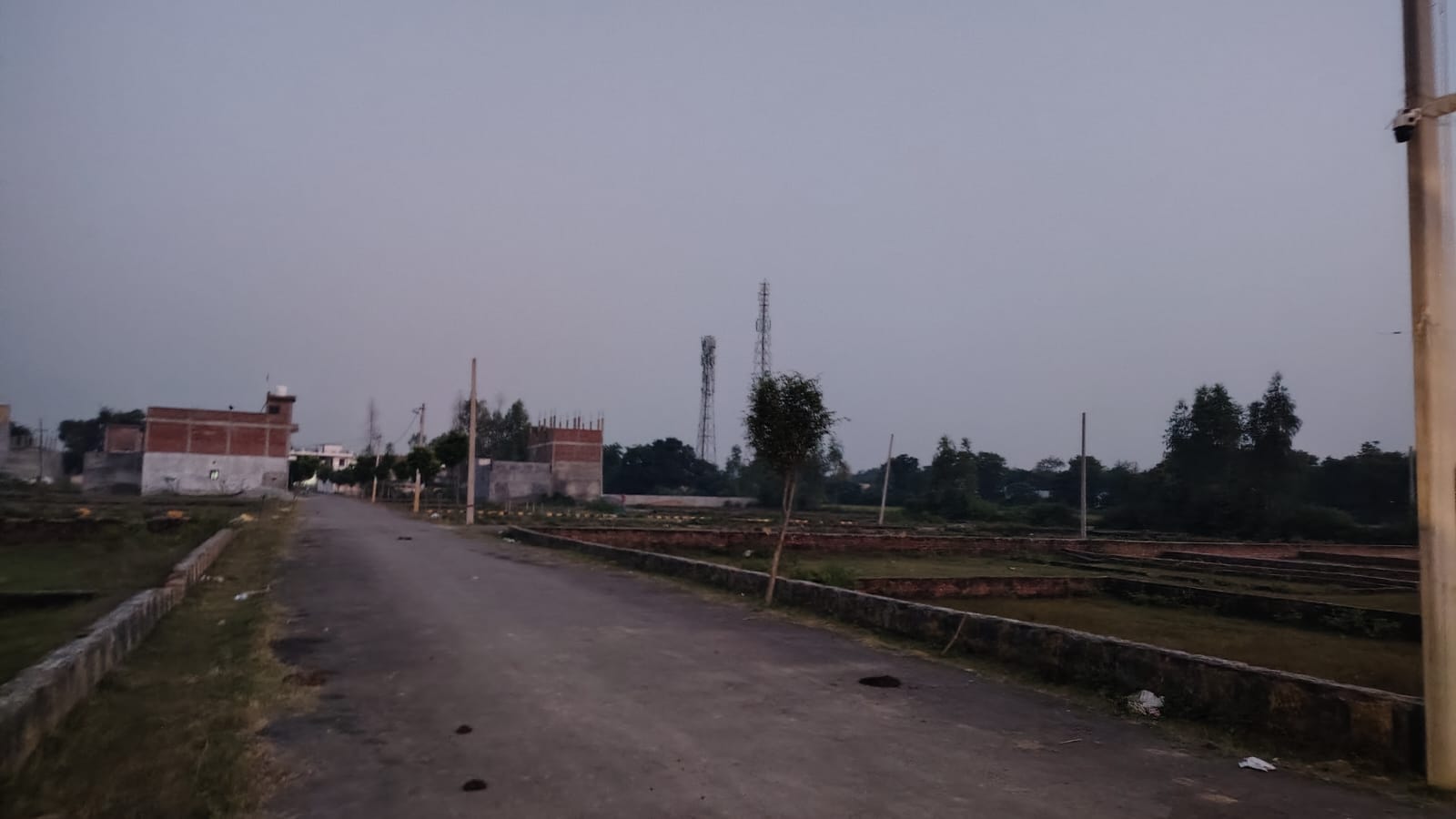 Plot For Sale in Alok Property 