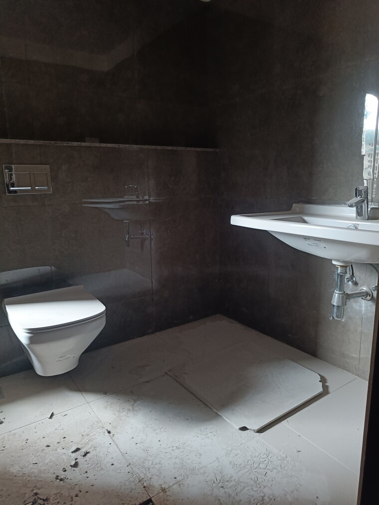 Bathroom, aparna-sarovar-zicon 3 Bedroom 1016 Sq.Ft. Apartment In Nallagandla Hyderabad 9313106