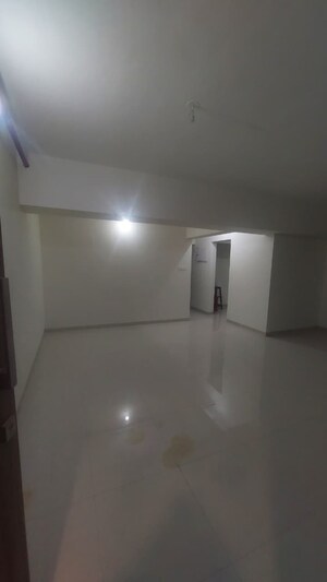 Room in 2 BHK Apartment at Alliance Fortuna Blue, Lower Parel – for Rent