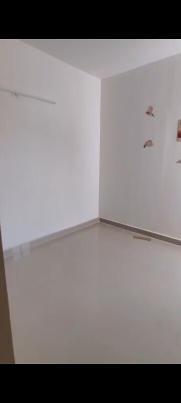 Room in 2 BHK Apartment at Zara Rossa, Sector 112 – for Rent