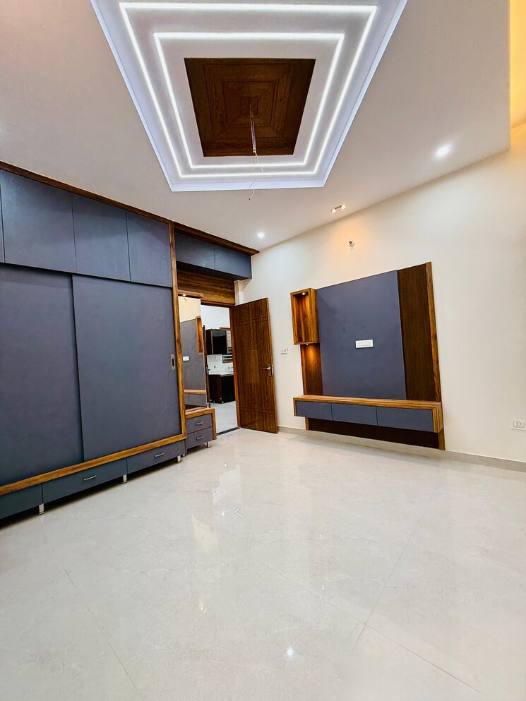 Master Bedroom, sector 62 mohali 6 Bedroom 1000 Sq.Ft. Independent House In Sector 62, Mohali Mohali 9313155