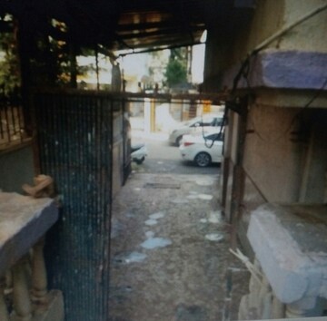 Parking in 4 BHK Apartment at Sunrise CHS Vashi, Vashi Sector 28 – for Sale