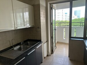 Kitchen in 3.5 BHK Apartment at Parsvnath Exotica, Sector 53 – for Rent