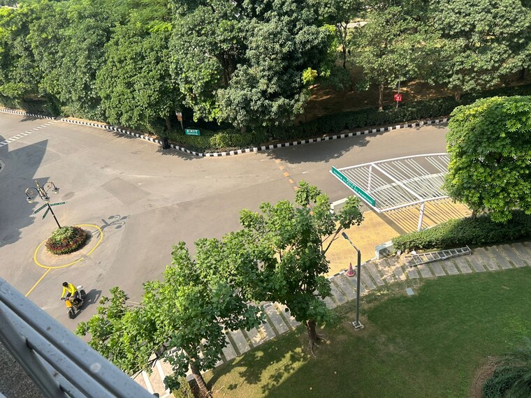 Garden, parsvnath-exotica 3.5 Bedroom 2645 Sq.Ft. Apartment In Sector 53 Gurgaon 9313194