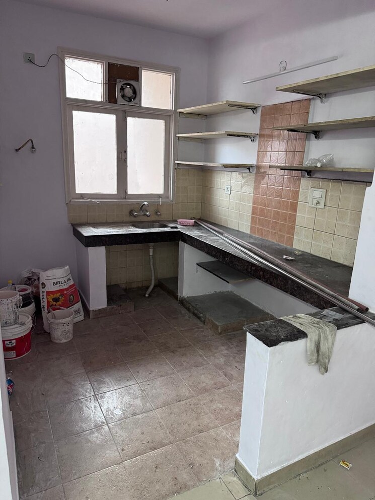 Kitchen, srs-residency 3 Bedroom 1557 Sq.Ft. Apartment In Sector 88 Faridabad 9313252