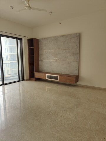 Room in 3 BHK Apartment at Century Ethos, Hebbal – for Rent