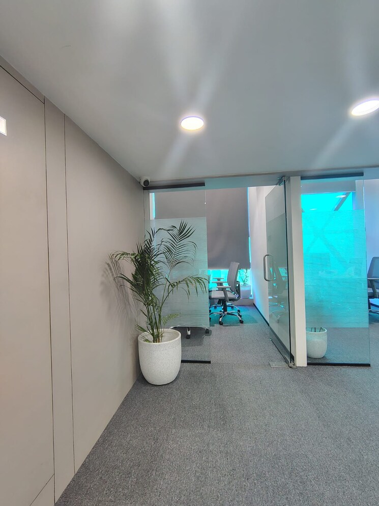 Team Area, parinee-i Commercial Office Space 5500 Sq.Ft. In Andheri West Mumbai 9313193