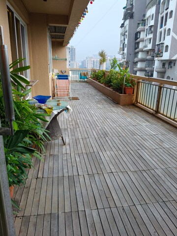 Balcony in 4 BHK Apartment at Oberoi Sky Gardens, Andheri West – for Sale