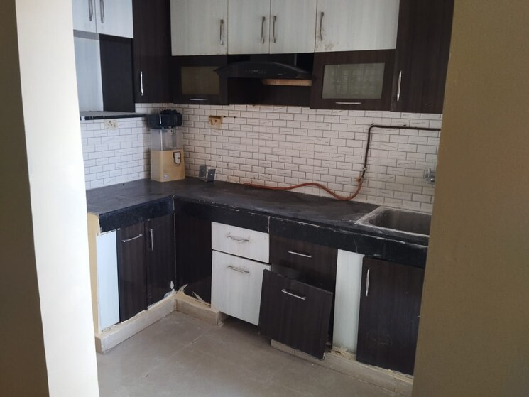 Kitchen, antriksh-golf-view 3 Bedroom 1480 Sq.Ft. Apartment In Sector 78 Noida 9313292
