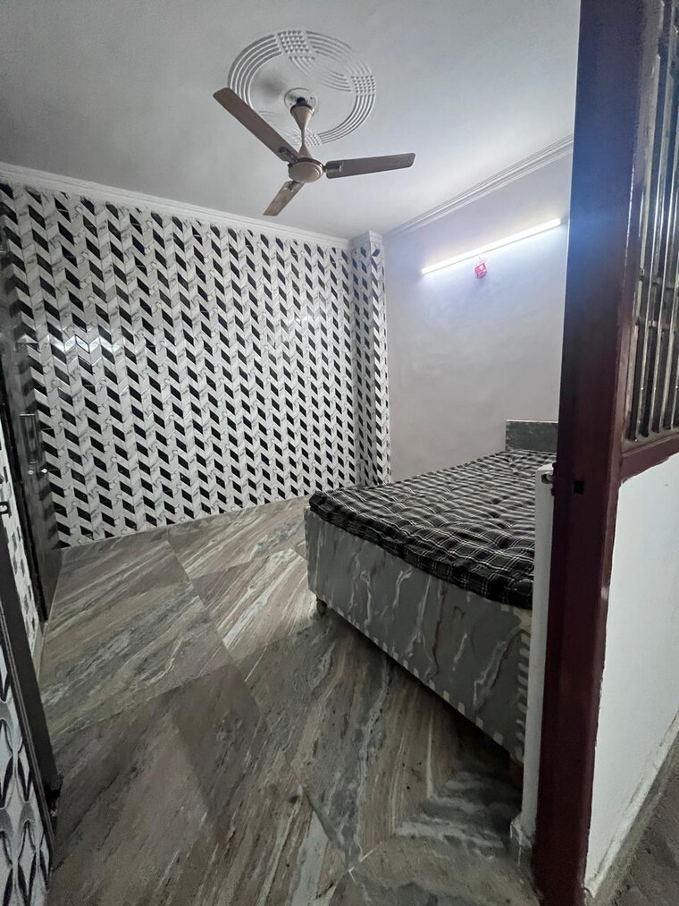 Bathroom, saket 1 Bedroom 450 Sq.Ft. Builder Floor In Saket Delhi 9313343