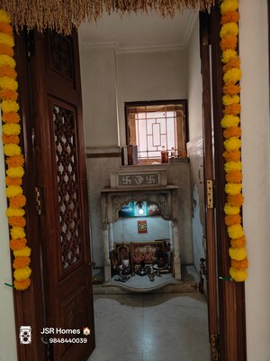 Parking in 2 BHK Apartment at Maruthi Homes Bowenpally, Bowenpally – for Sale