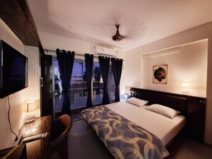 Bedroom in 3 BHK Apartment at Nitesh Columbus Square, Bellary Road – for Rent