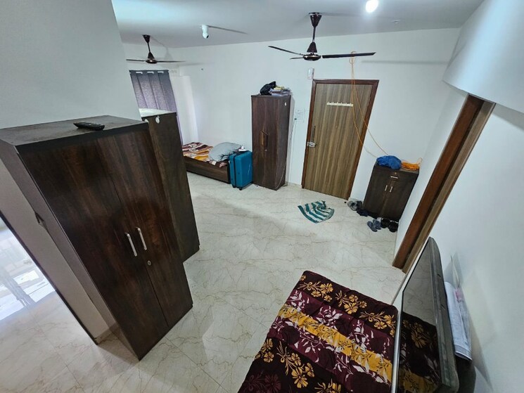 Room, mayur-pankh-chs Pg For Boys & Girls In Borivali East 9313299