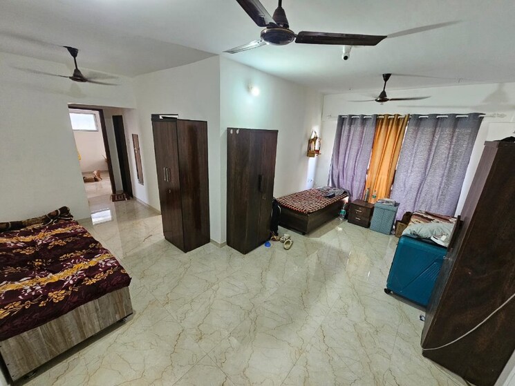 Room, mayur-pankh-chs Pg For Boys & Girls In Borivali East 9313299