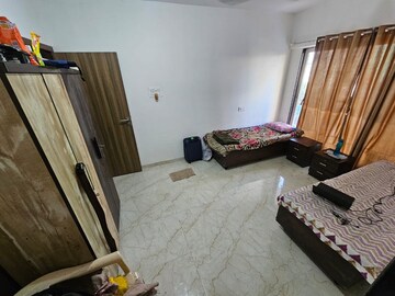 Room in  Pg at Mayur Pankh CHS, Borivali East – for Rent