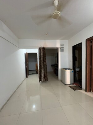 Building Lobby in 1 BHK Apartment at Somani Dream Home, Punawale – for Rent