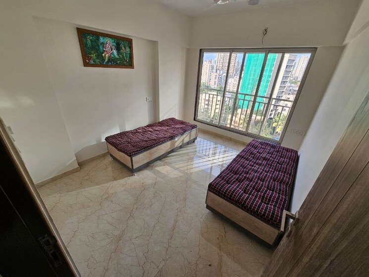 Room, mayur-pankh-chs Pg For Boys & Girls In Borivali East 9313299