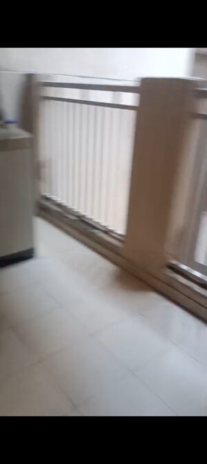 Room in 2 BHK Apartment at Hawelia Valencia Homes, Sector 1 Greater Noida – for Rent