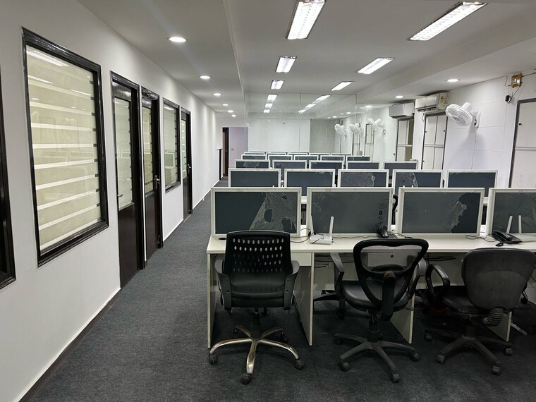 Team Area, sector 3 Commercial Office Space in IT/SEZ 1000 Sq.Ft. In Sector 3 Noida 9313468