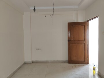Room in 2 BHK Apartment at Beyond Deccan, S D Road – for Sale