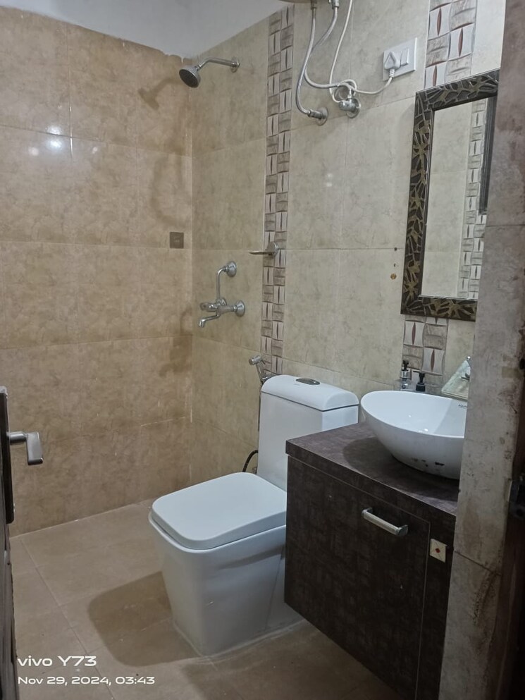 Bathroom, m2k-spring-floors 3 Bedroom 2300 Sq.Ft. Builder Floor In Sector 50 Gurgaon 9313595