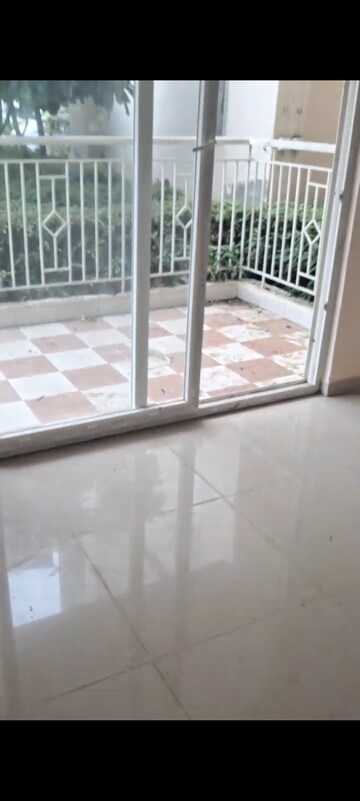 1 BHK Apartment For Rent in Shree Vardhman Green Court, Sector 90