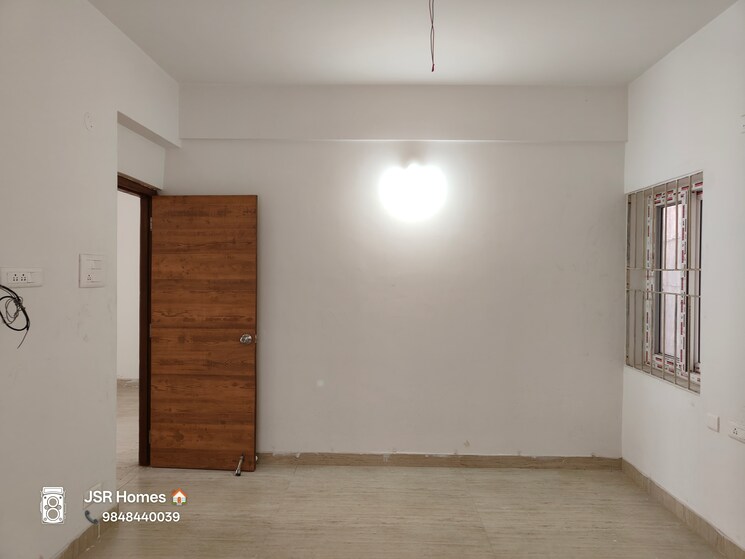 Room, east marredpally 3 Bedroom 1500 Sq.Ft. Apartment In East Marredpally Hyderabad 9313616