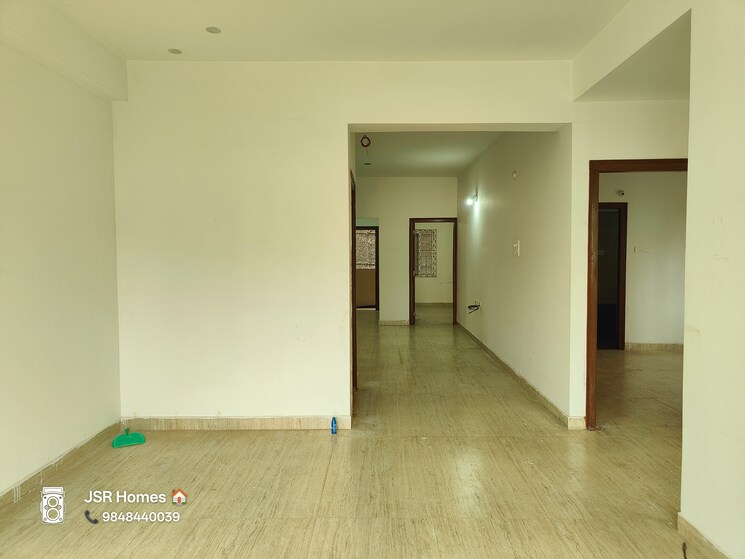 Room, east marredpally 3 Bedroom 1500 Sq.Ft. Apartment In East Marredpally Hyderabad 9313616