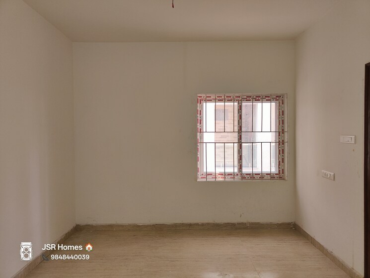 Room, east marredpally 3 Bedroom 1500 Sq.Ft. Apartment In East Marredpally Hyderabad 9313616