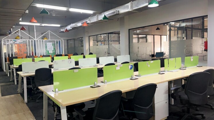 Team Area, sector 16 Commercial Office Space in IT/SEZ 700 Sq.Ft. In Sector 16 Noida 9313627