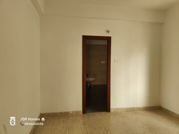 Room in 3 BHK Apartment at Shiv Shakti Apartments East Marredpally, East Marredpally – for Sale