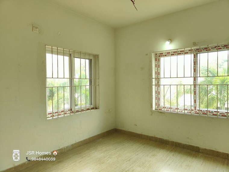 Room, east marredpally 3 Bedroom 1500 Sq.Ft. Apartment In East Marredpally Hyderabad 9313616