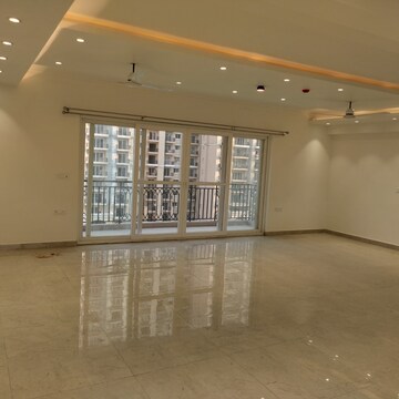 Room in 4 BHK Apartment at ATS Le Grandiose, Sector 150 – for Rent