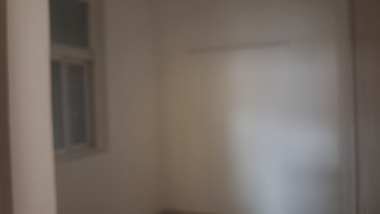 Room, amrapali-princely-estate 2.5 Bedroom 1090 Sq.Ft. Apartment In Sector 76 Noida 9313691