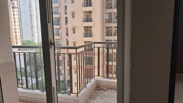 Balcony in 2.5 BHK Apartment at Amrapali Princely Estate, Sector 76 – for Sale
