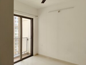 Room in 1 BHK Apartment at Runwal My City, Dombivli East – for Rent