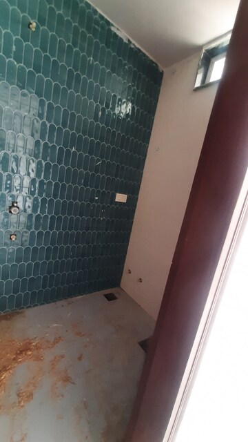 Building Lobby in 2 BHK Builder Floor at Mayur Vihar Phase 1 – for Rent