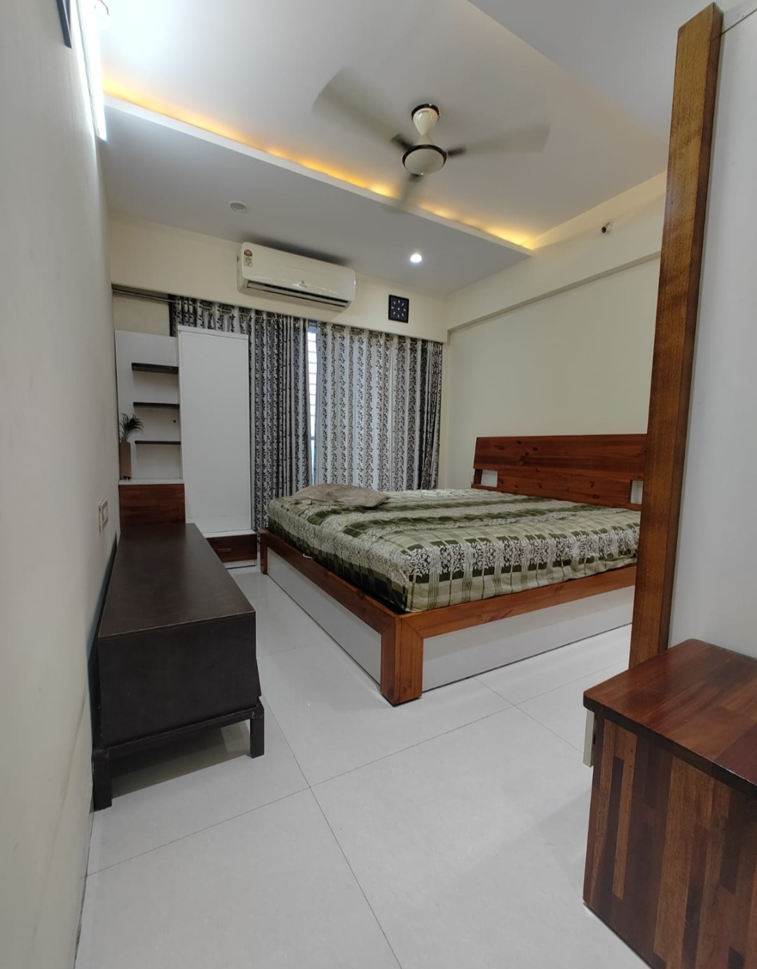 3 BHK + Pooja Room Apartment For Rent in Sonal  Gopal Krishna