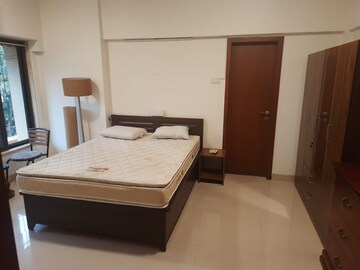 Bedroom in 3 BHK Apartment at Patliputra Building, Andheri West – for Rent