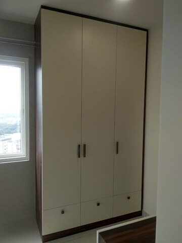 Building Lobby in 3.5 BHK Apartment at Prestige Lakeside Habitat, Varthur – for Rent