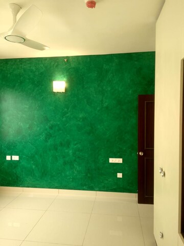 Furnished Amenities in 3.5 BHK Apartment at Prestige Lakeside Habitat, Varthur – for Rent