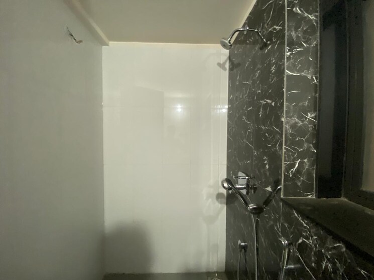 Bathroom, lodha-palava-city 3 Bedroom 970 Sq.Ft. Apartment In Dombivli East Thane 9313785