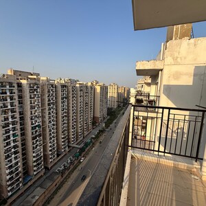 3 BHK Apartment – Exterior View View at Samridhi Luxuriya Avenue, Sector 150 - for Rent