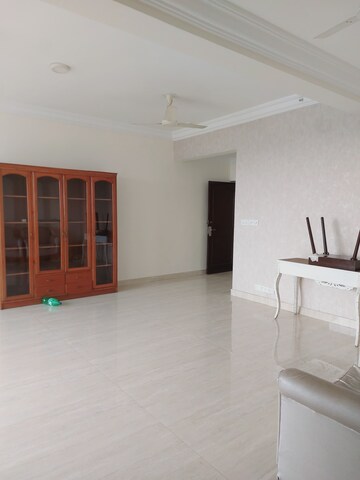 Room in 2 BHK Builder Floor at Ansal Sushant Apartments, Sushant Lok I – for Rent