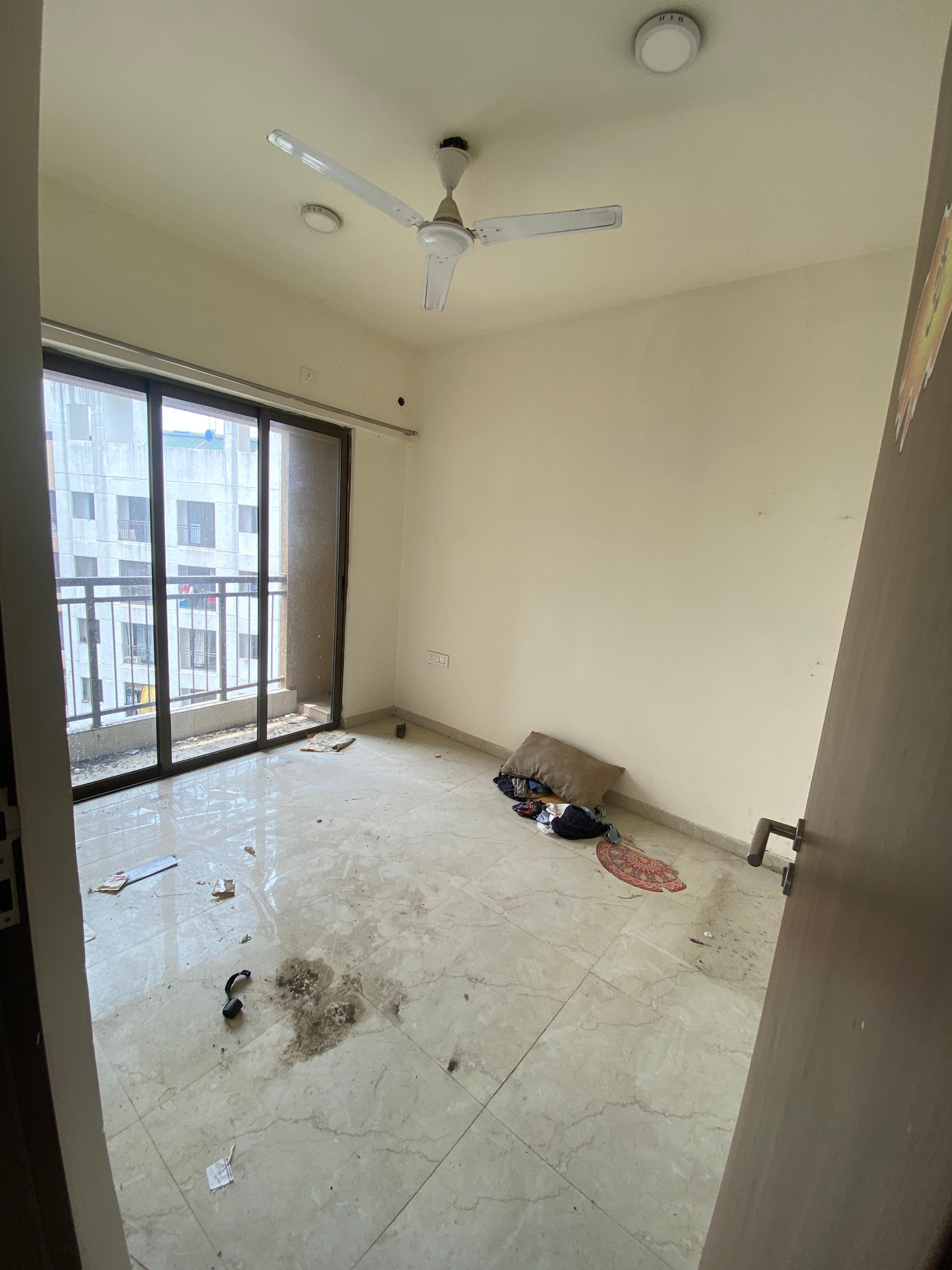 2 BHK Apartment For Rent in Sunteck West World