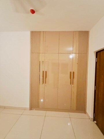 Room in 3 BHK Apartment at Avalon Park At The Prestige City, Sarjapur Road – for Rent